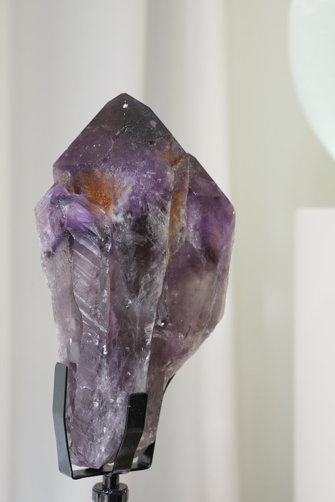 極濃色巴西紫晶權杖A (可旋轉底座) - ART OF GEM