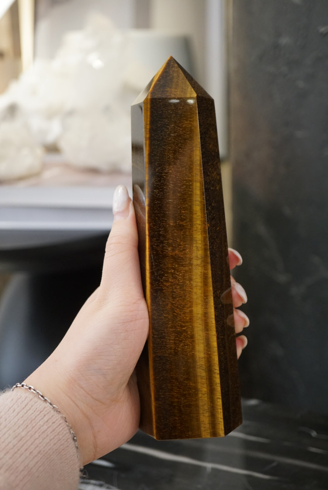 虎眼石柱 Tiger Eye Tower - ART OF GEM
