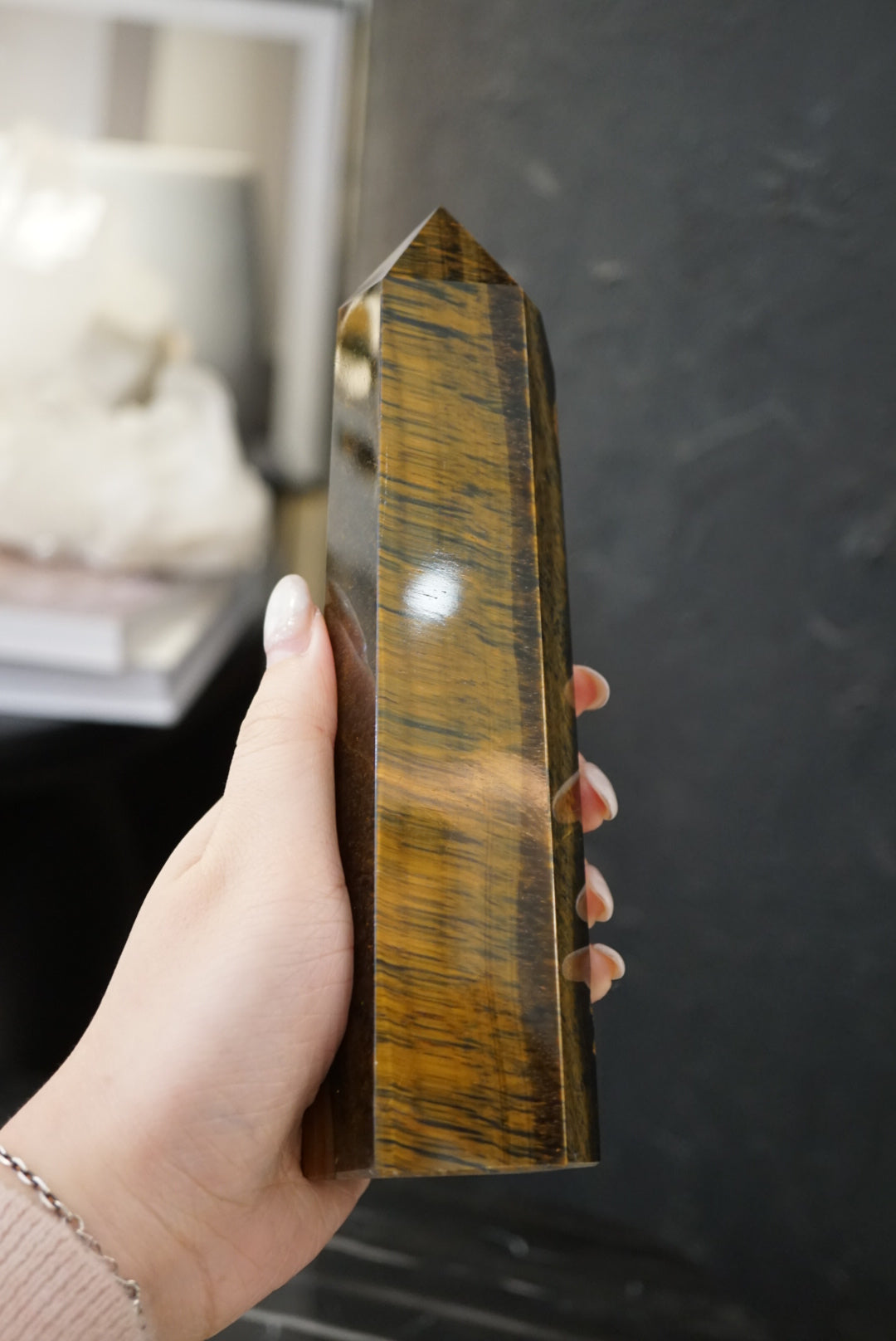 虎眼石柱 Tiger Eye Tower - ART OF GEM