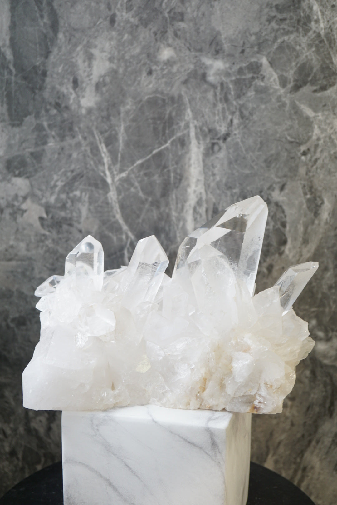 3.8KG 巴西白水晶簇 Brazil White Quartz Cluster - ART OF GEM