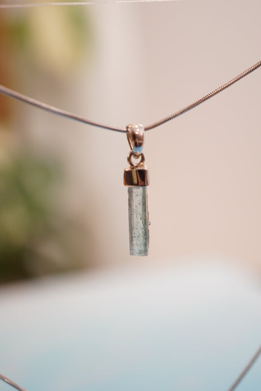 藍碧璽吊墜 (配925 銀鏈) - ART OF GEM