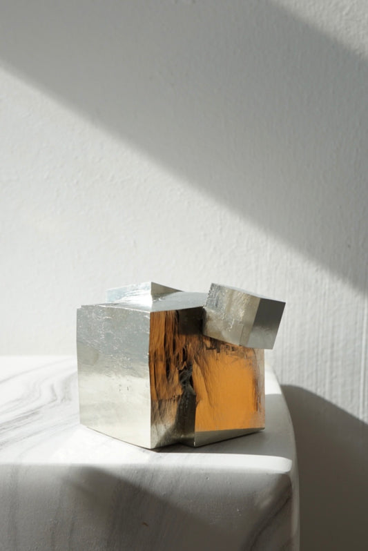 頂級西班牙黃鐵礦原石 - ART OF GEM