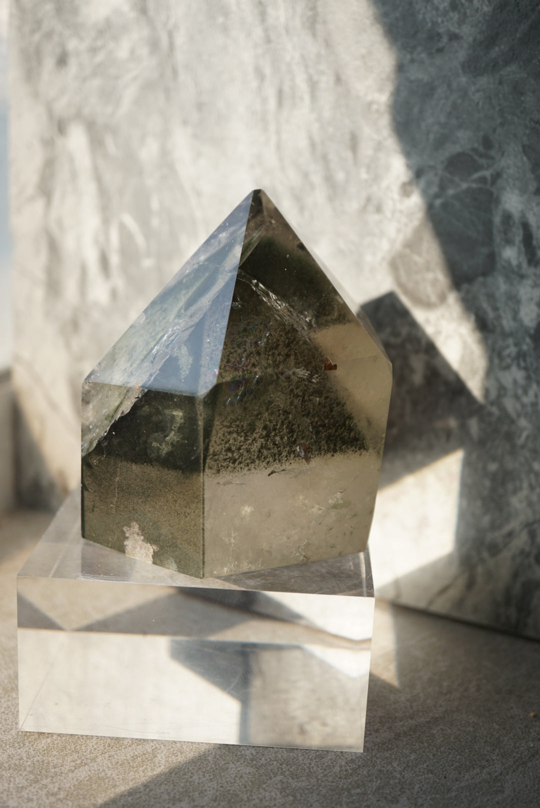 巴西綠幽靈柱帶金字塔 - ART OF GEM