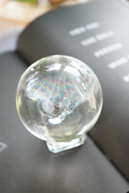 清透彩虹巴西白水晶球 - ART OF GEM