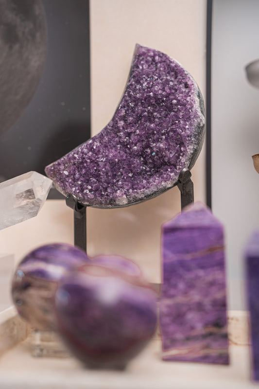 烏拉圭紫水晶月亮 (連座) - ART OF GEM