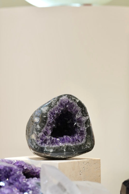 罕有烏拉圭全瑪瑙拋光紫晶洞 - ART OF GEM