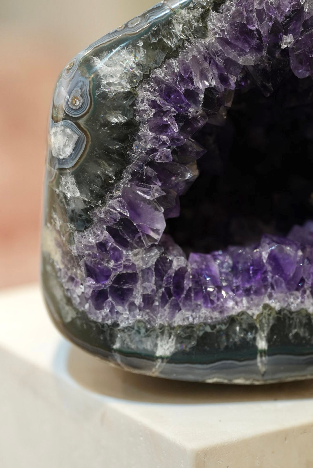 罕有烏拉圭全瑪瑙拋光紫晶洞 - ART OF GEM