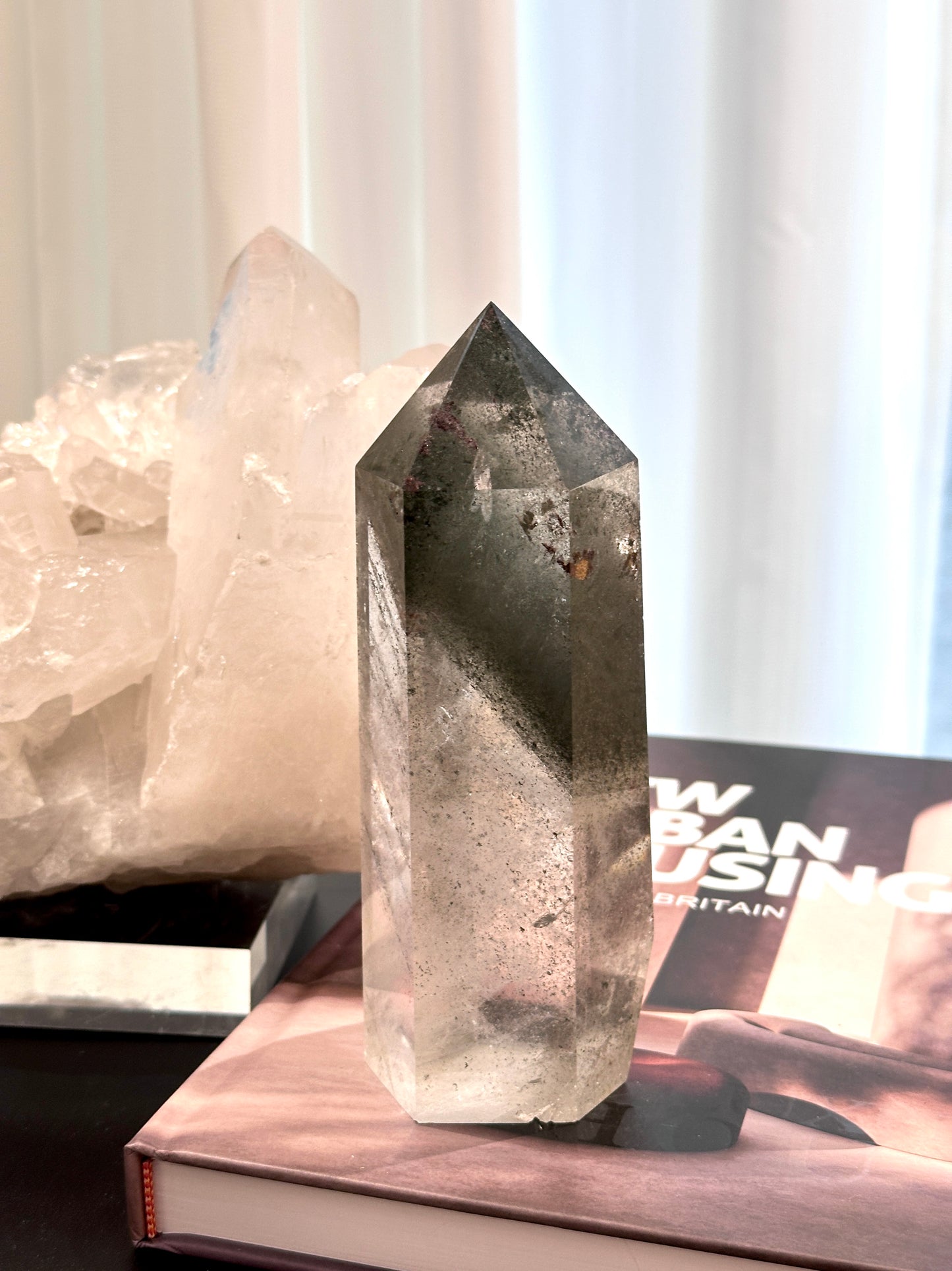 綠幽靈柱 Green Phantom Tower - ART OF GEM