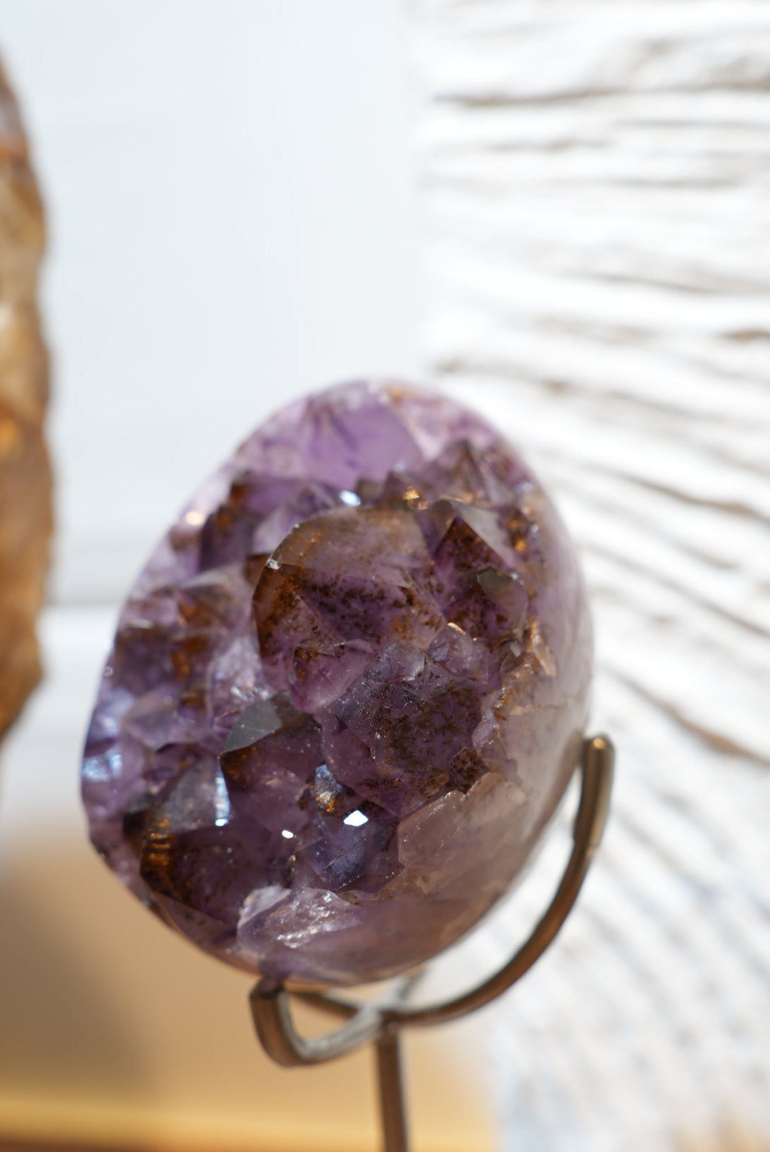 巴西紫鈦晶蛋(連座) - ART OF GEM