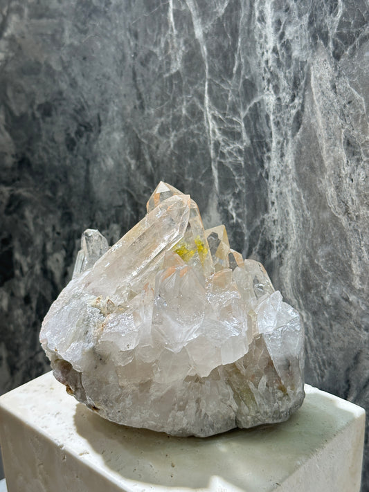 巴西橘色白水晶簇Brazil Peach tone White Quartz Cluster