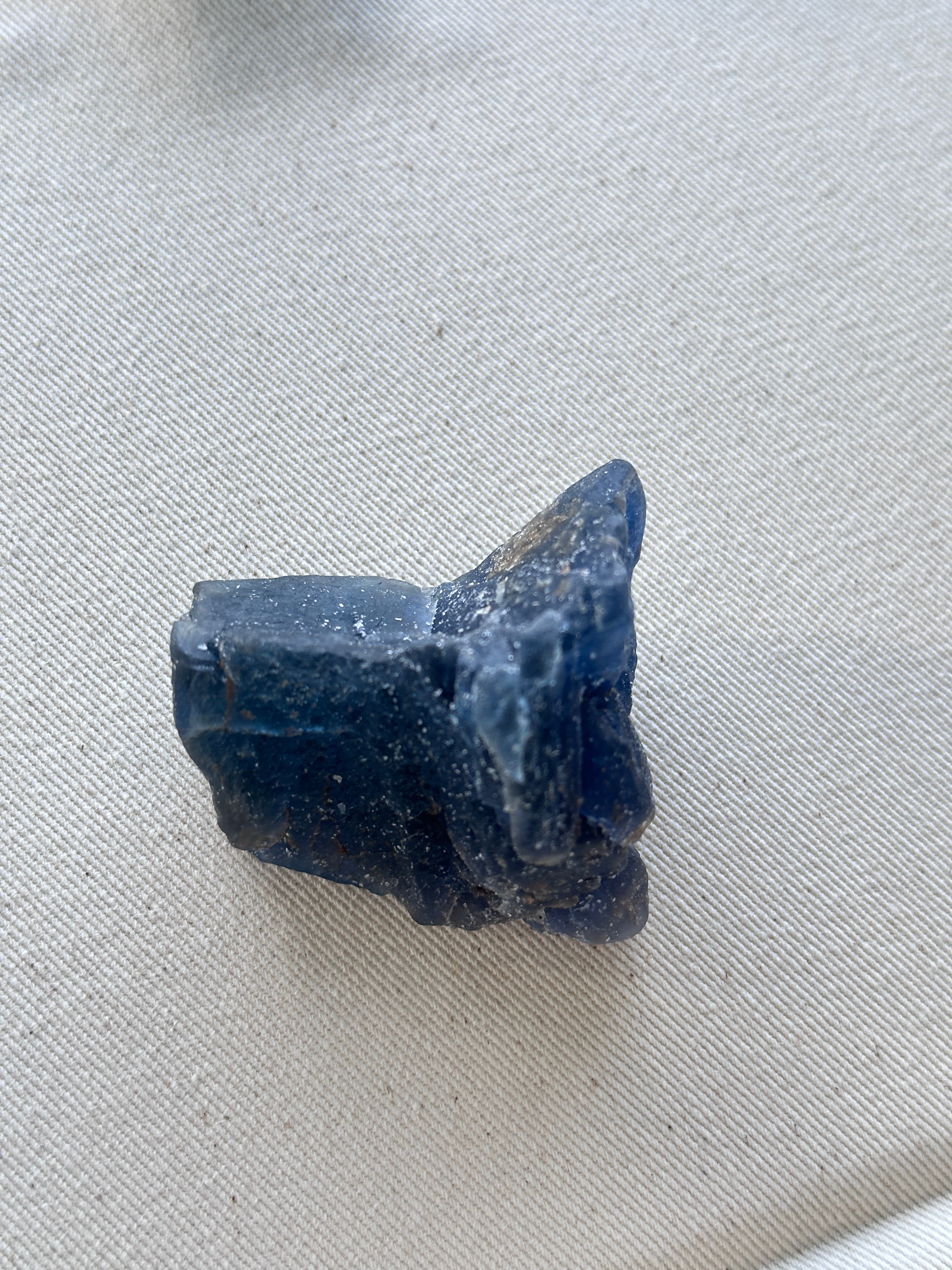 巴西藍綠螢石原石（20-30mm) - ART OF GEM 