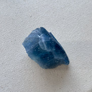 巴西藍綠螢石原石（20-30mm) - ART OF GEM 