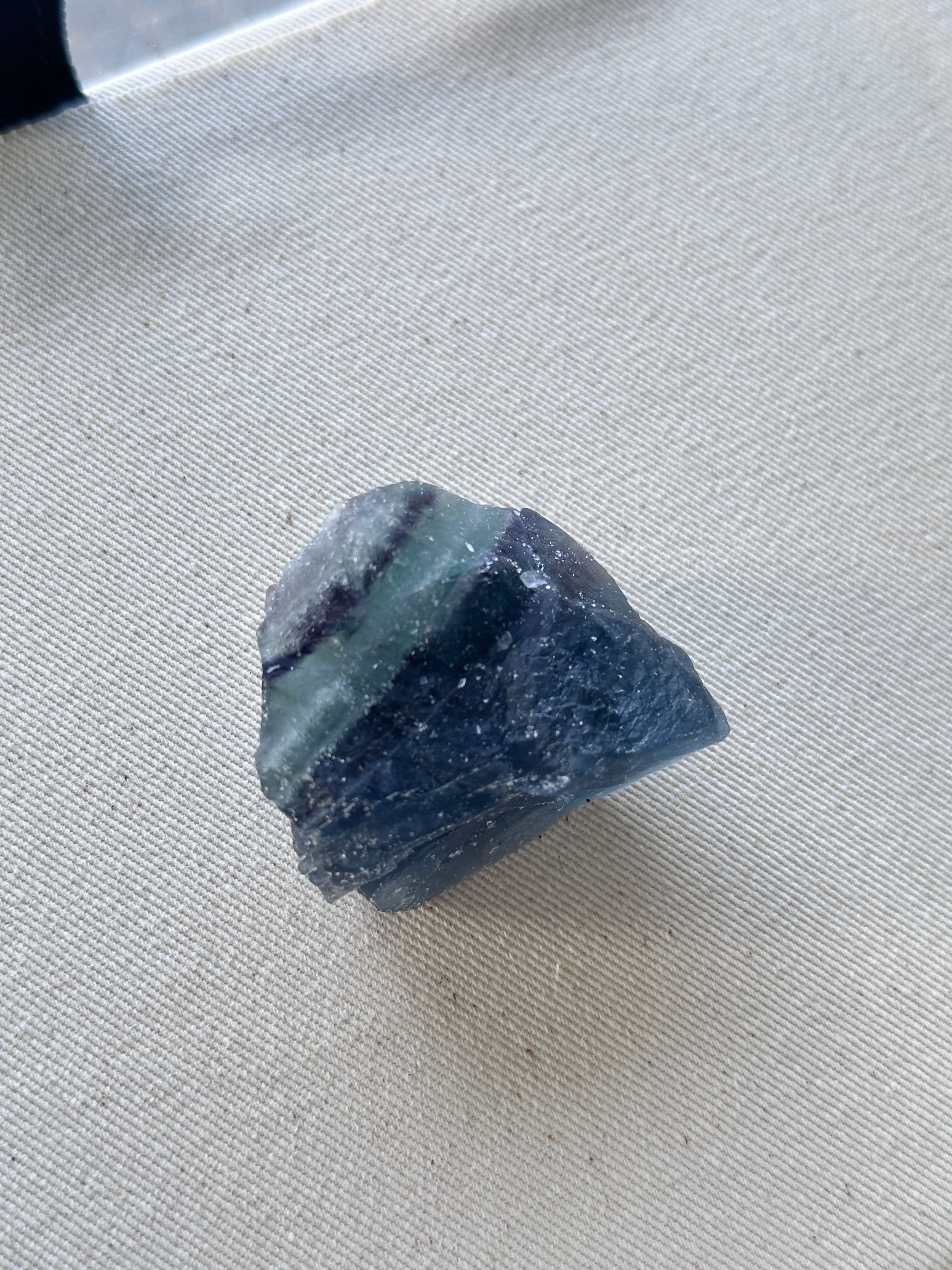巴西藍綠螢石原石（20-30mm) - ART OF GEM 