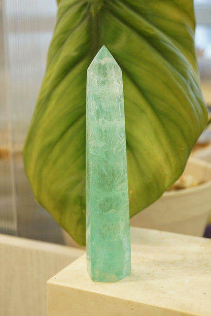 綠螢石柱  Fluorite Tower - ART OF GEM 