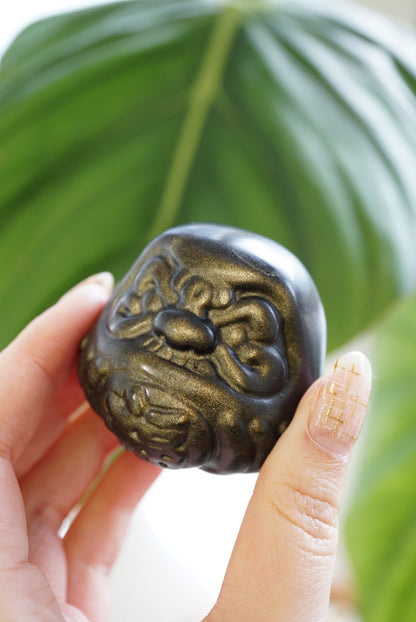 金曜石達摩 (5cm) Golden Sheen Obsidian - ART OF GEM 