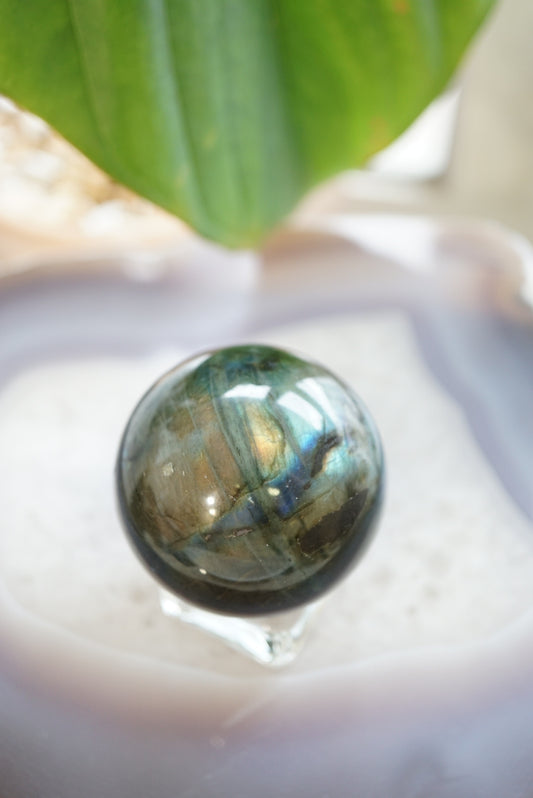 藍綠紫橙光拉長石球 Labradorite Sphere