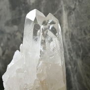 2KG藝術雕塑形態巴西白水晶簇 （超清透，帶彩虹） - ART OF GEM 
