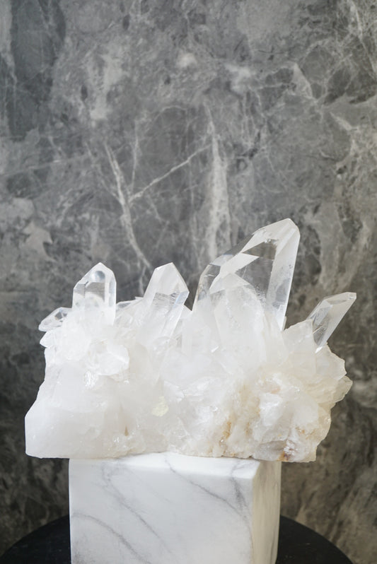 3.8KG 巴西白水晶簇 - ART OF GEM