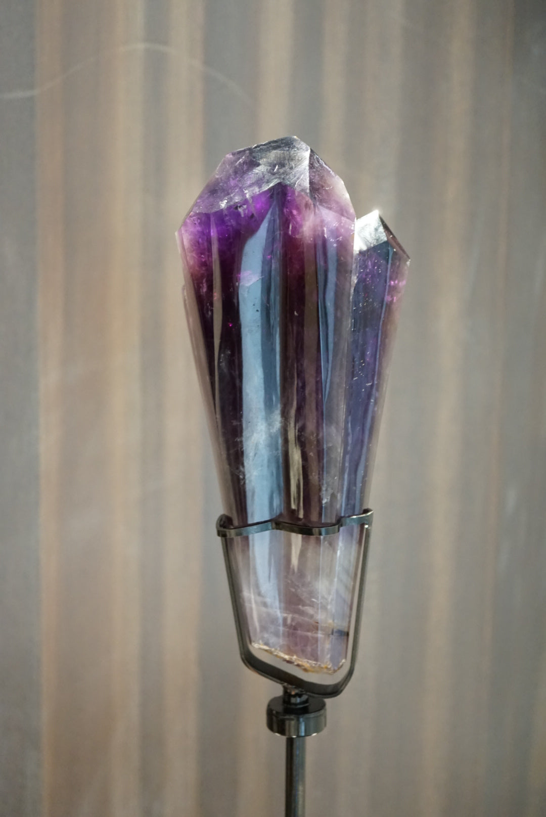 3頭極濃色巴西紫晶權杖 （可旋轉底座） - ART OF GEM 