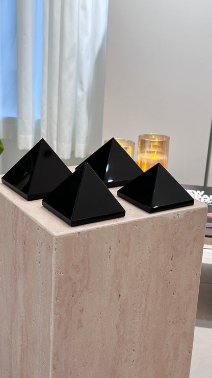 黑曜石金字塔 Black Obsidian Pyramid - ART OF GEM 