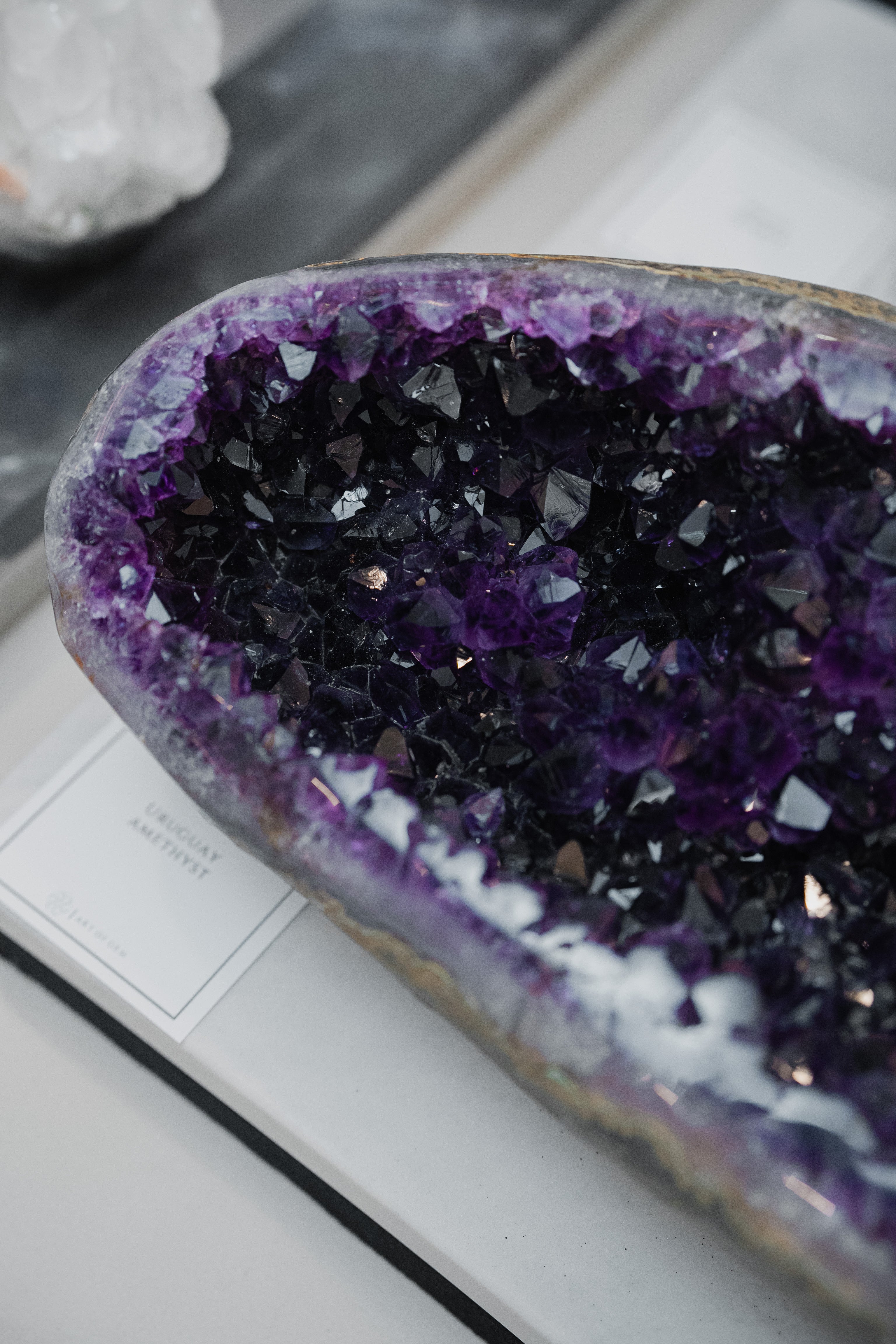3KG 烏拉圭帝王紫紫晶洞 - ART OF GEM 