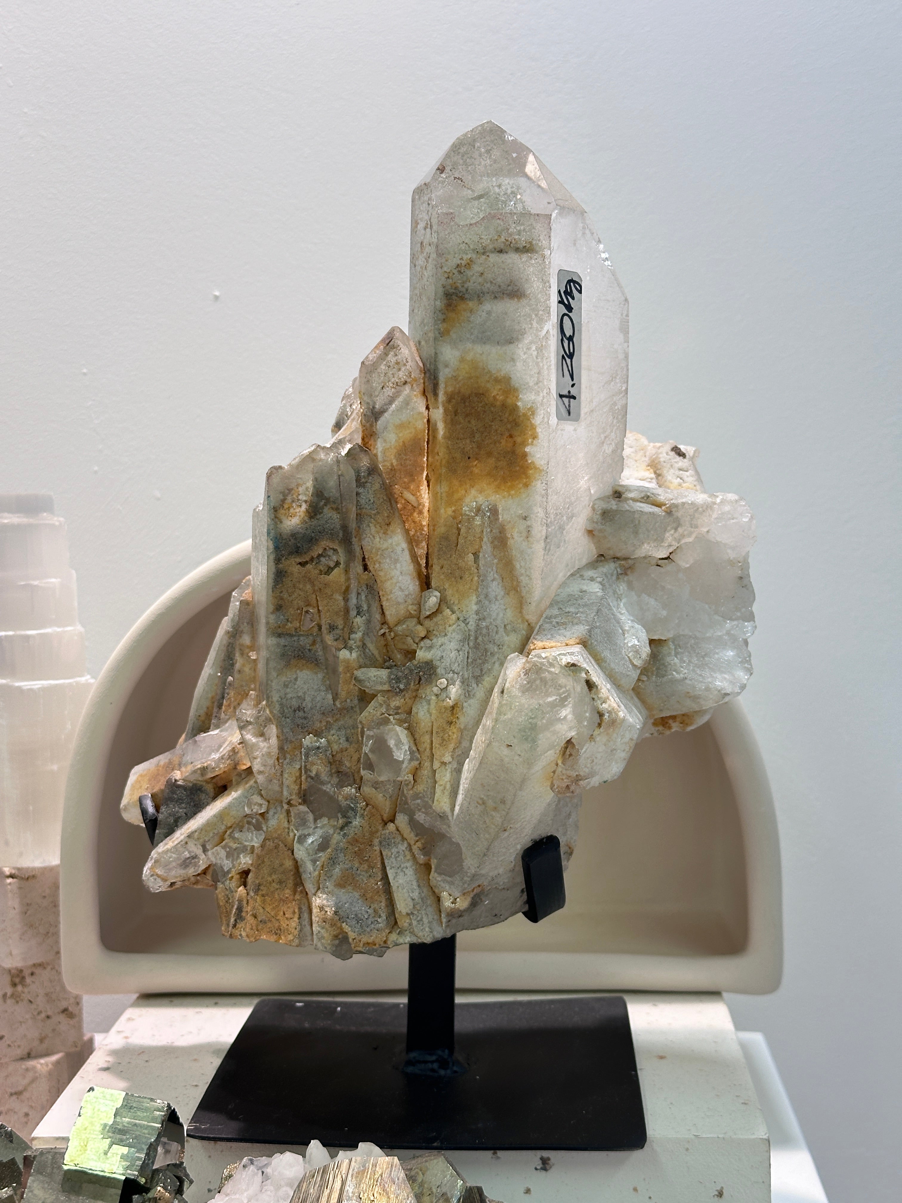 4.26KG 重量級巴西四季幽靈水晶簇 - ART OF GEM 