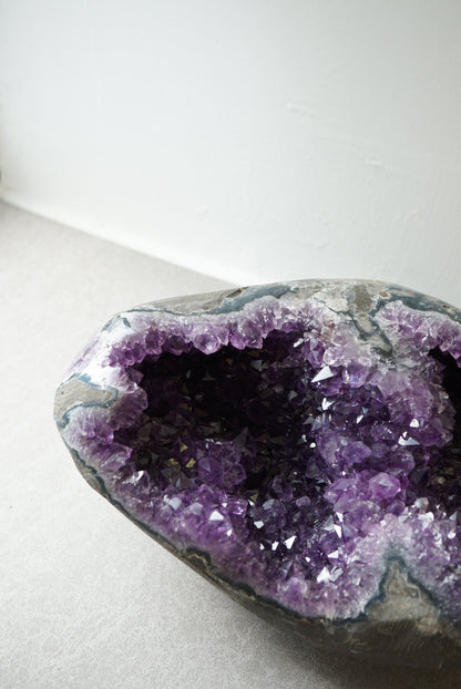 4.4KG 收藏級烏拉圭雙孔帝王紫紫晶洞 - ART OF GEM 