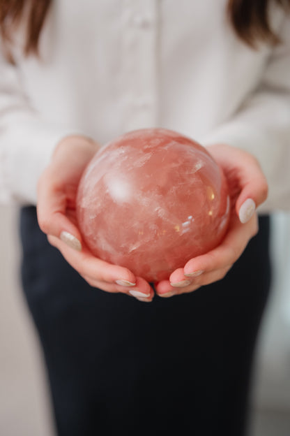 11cm 馬達加斯加粉晶球 Madagascar Rose Quartz Sphere - ART OF GEM 