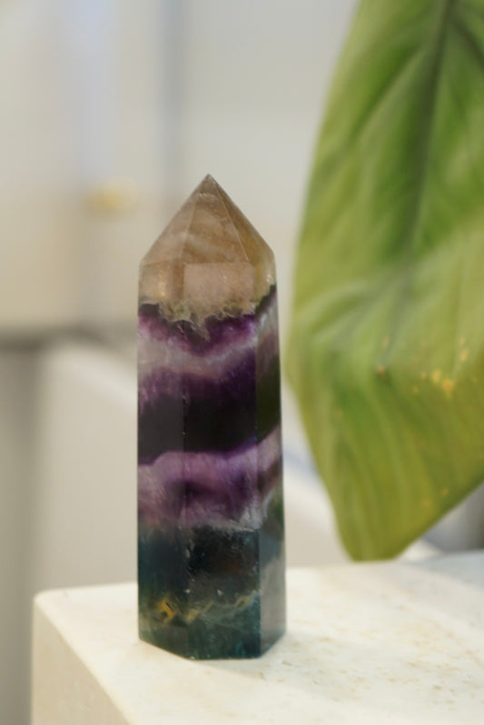 加拿大千層螢石柱 Canada Fluorite Tower