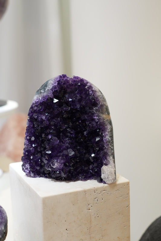 烏拉圭頂級紫晶簇共生方解石 （帶紫晶花） - ART OF GEM 