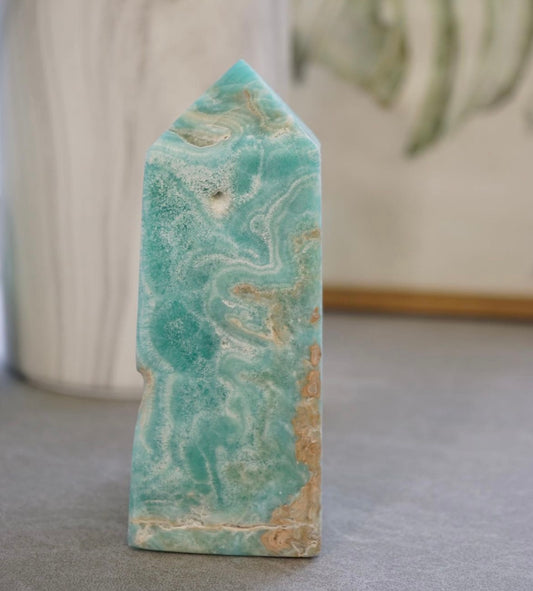 半打磨藍霰石/ 藍文石柱
Blue Aragonite Tower