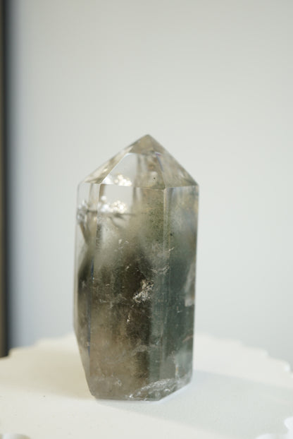 綠幽靈柱 Green Phantom Tower - ART OF GEM 