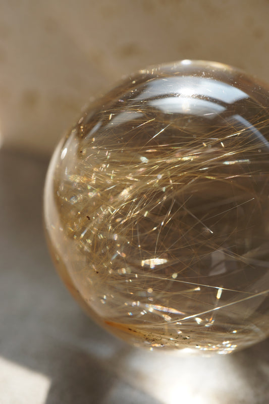 金髮晶球 Golden Rutiled Quartz Sphere