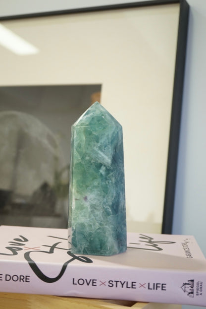 巴西藍綠色螢石柱  Brazil Fluorite Tower - ART OF GEM 