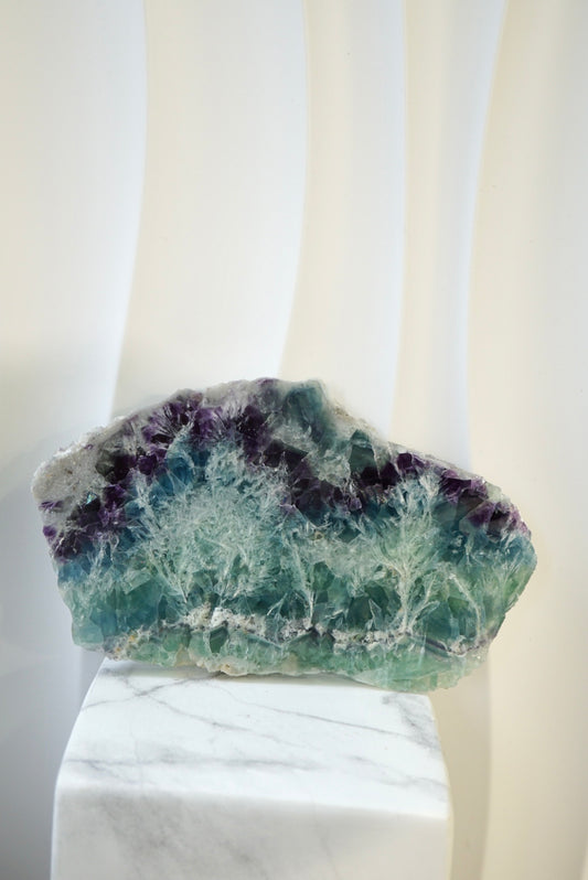 紫藍羽毛螢石板 Fluorite plate