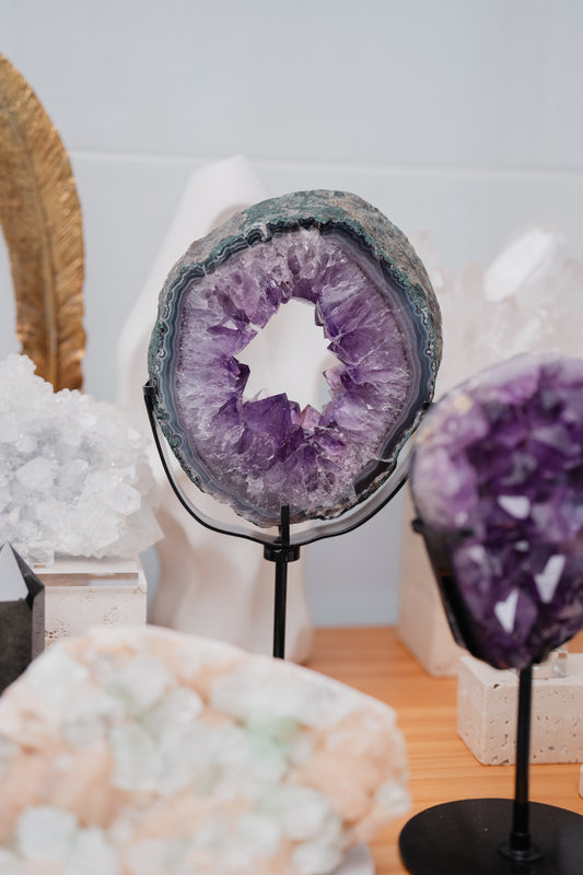 巴西紫晶 (連旋轉底座) Brazil Amethyst (with rotating stand)