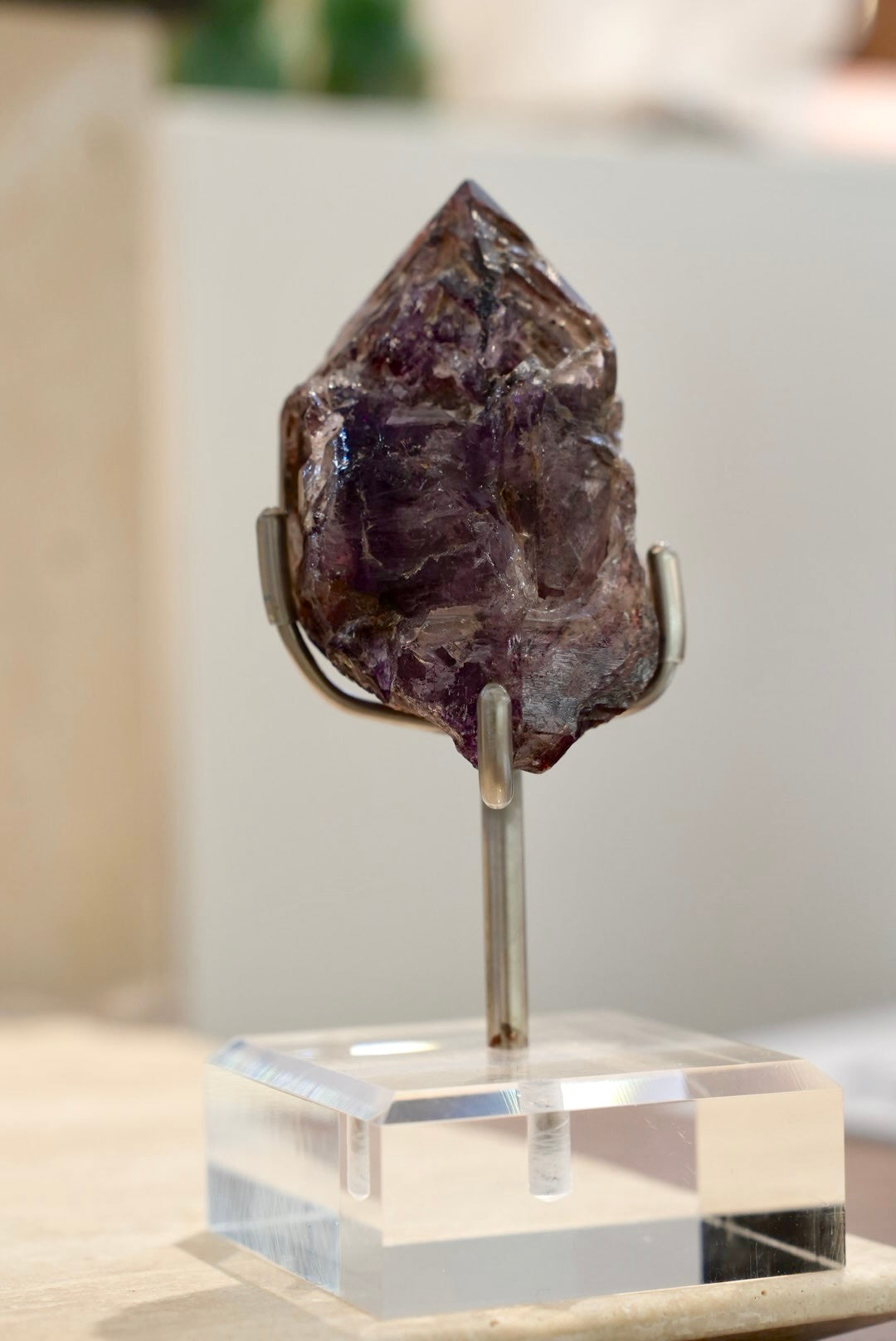 Super Seven (with stand)