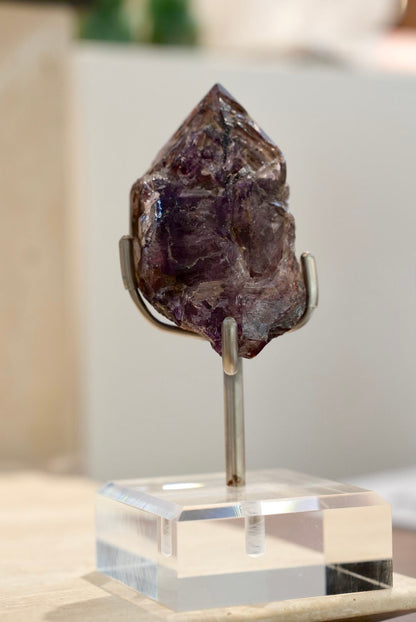 Super Seven (with stand)