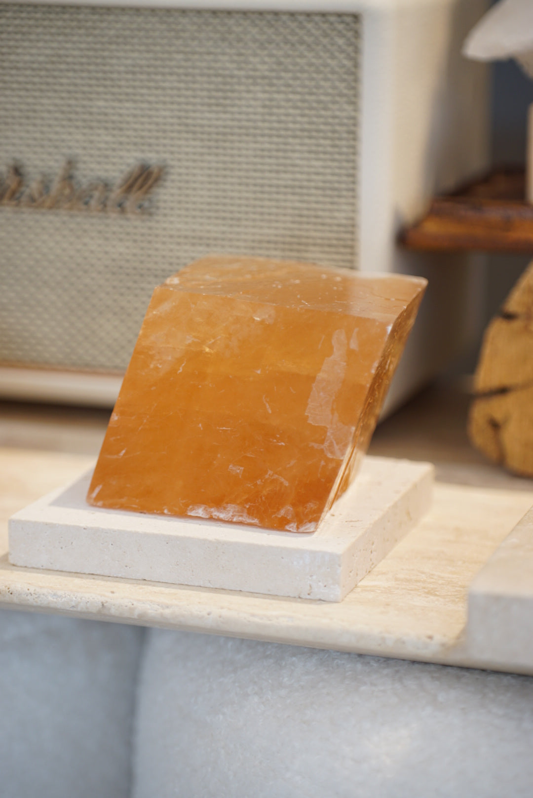 黃方解石原石 Raw Honey Calcite