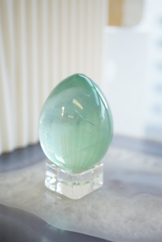 巴西綠螢石蛋 Brazil Green Fluorite Egg