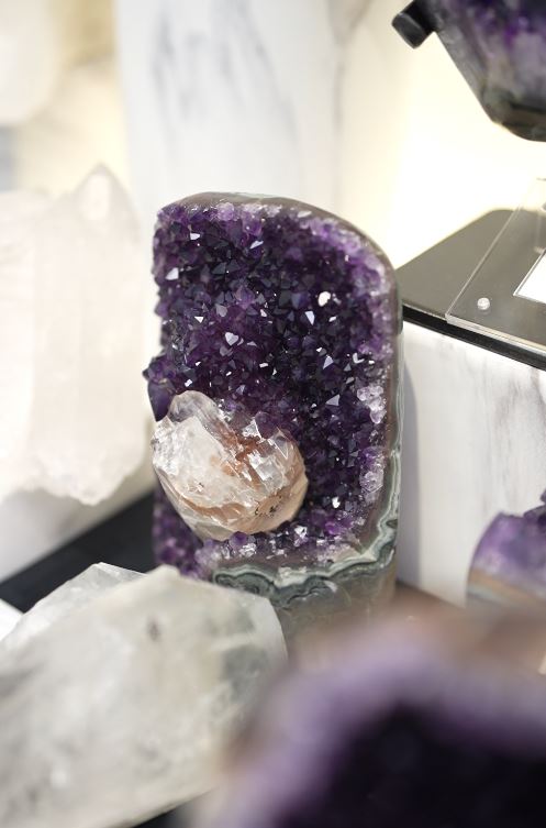 烏拉圭頂級帝王紫紫水晶鎮共生黃方解石 Uruguay Amethyst with Calcite