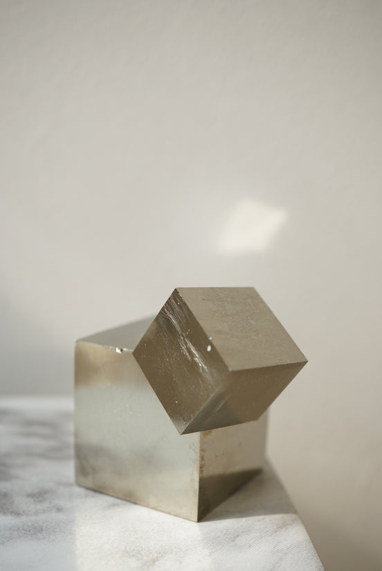 頂級西班牙黃鐵礦原石 - ART OF GEM 