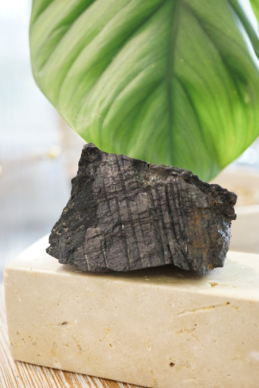 金運石原石 - ART OF GEM