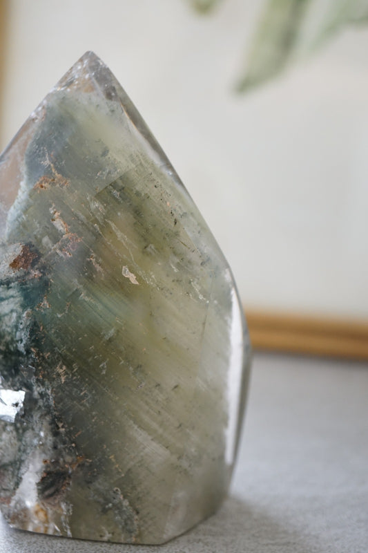 巴西綠幽靈共生綠碧璽 - ART OF GEM 
