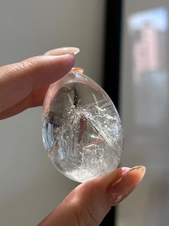 巴西水膽白水晶蛋 - ART OF GEM 