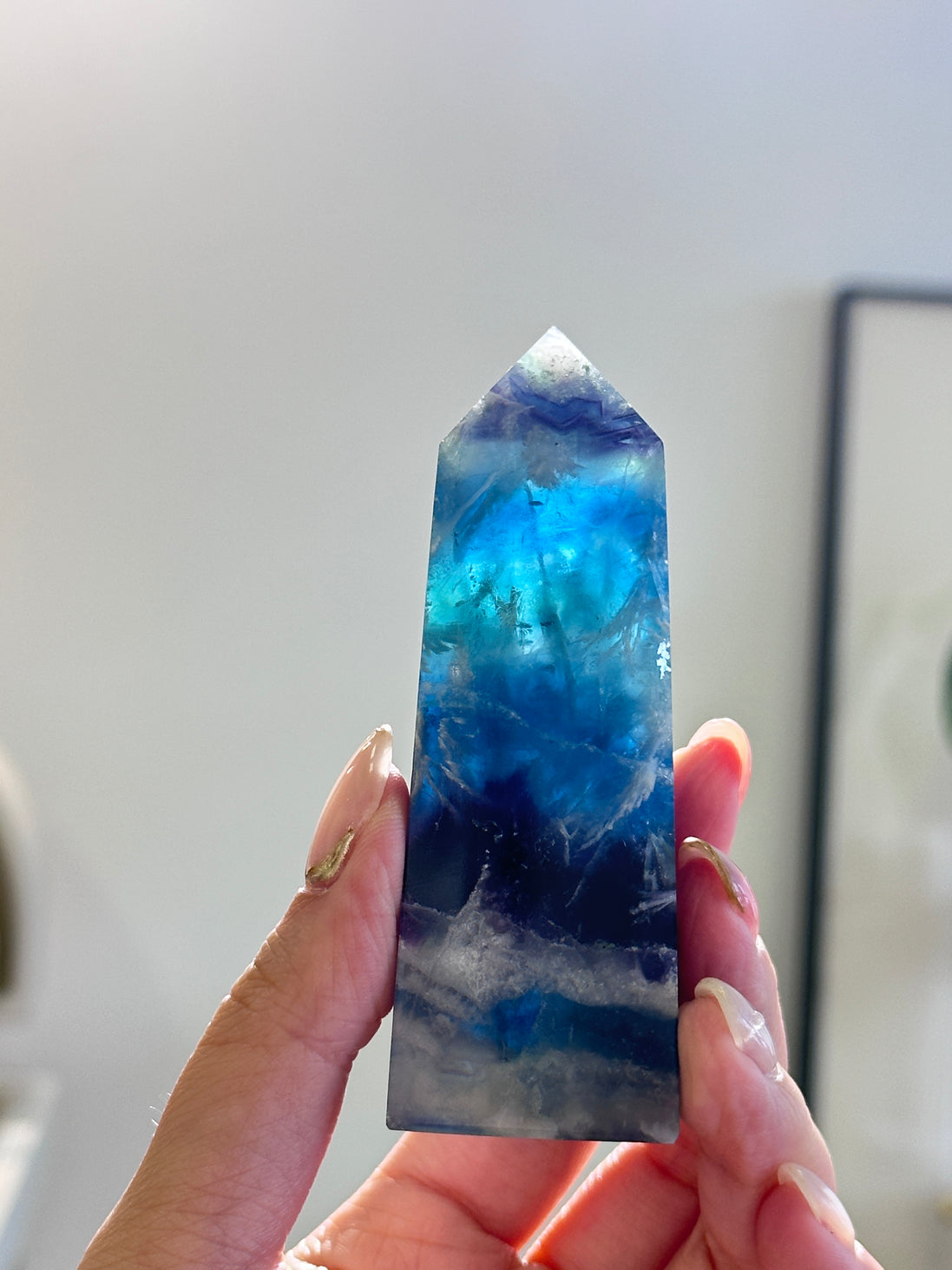 紫藍羽毛螢石柱 - ART OF GEM 