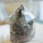 千層金字塔綠幽靈柱 - ART OF GEM 