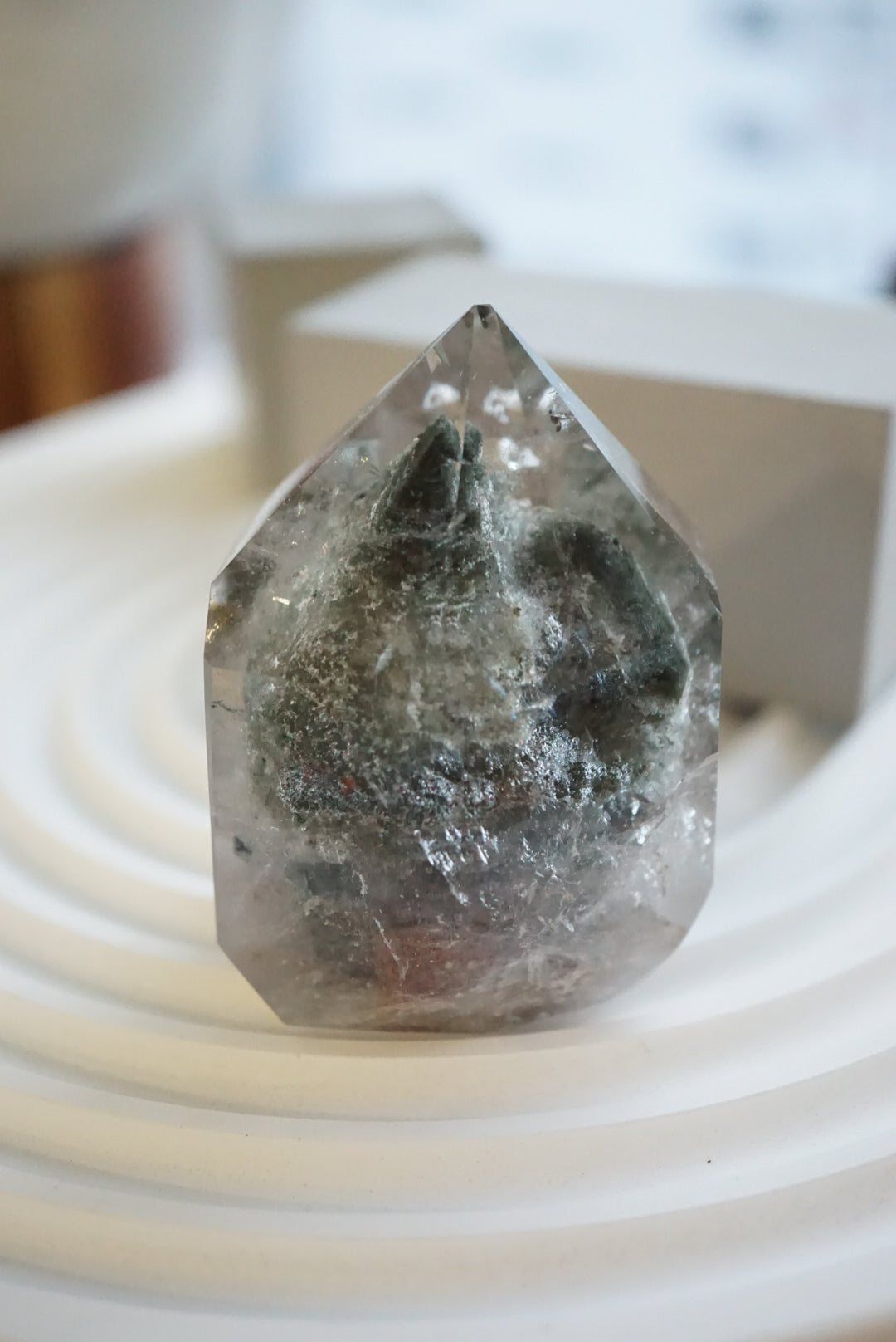 千層金字塔綠幽靈柱 - ART OF GEM 