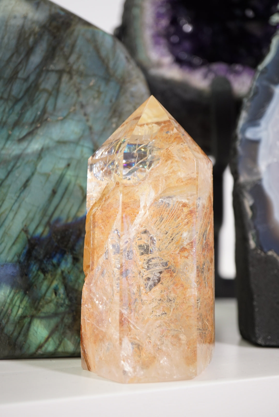 巴基斯坦紅泥骸骨水晶柱 - ART OF GEM 