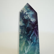 紫藍羽毛螢石柱 - ART OF GEM 